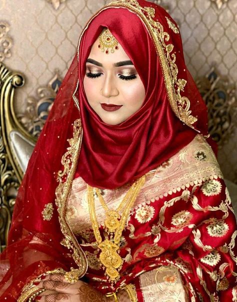 #Bangladeshi Muslim Bride #Muslim Bride's Wedding Outfit Red Saree With Hijab, Indian Hijabi Bride, Bride With Hijab, Nikah Photography, Saree With Hijab, Muslim Wedding Dress Hijab Bride, Shaadi Dresses, Bridal Pic, Hijabi Bride