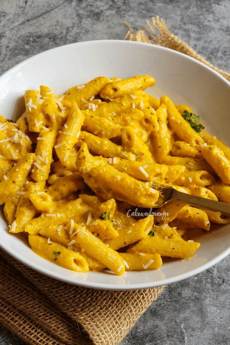 Creamy and Easy Pumpkin Sauce Pasta - Cakeworkorange Pumpkin Sauce For Pasta, Easy Pumpkin Pasta, Pasta With Pumpkin, Pumpkin Pasta Sauce Recipe, Pumpkin Pasta Sauce, Vegan Butternut Squash Soup, Sauce For Pasta, Pumpkin Sauce, Sauce For Rice