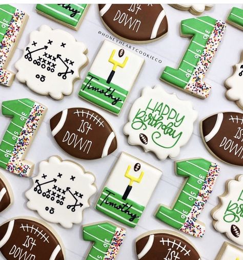 Football Theme Birthday, Football First Birthday, Baby First Birthday Themes, First Birthday Cookies, Football Cookies, Senior Football, Boys First Birthday Party Ideas, Football Birthday Party, Heart Cookie