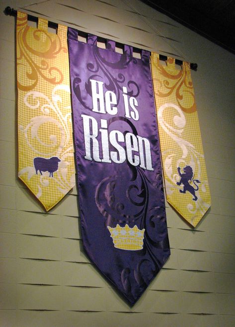 Church Event Decorations, Easter Church Banners, Church Banners Designs, Blitz Design, Church Banner, Altar Design, Worship Art, Church Easter Decorations, Church Stage Design