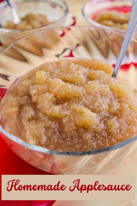 Homemade applesauce is a great way to use apples to make a sweet treat. Our recipe uses only natural ingredients. Quick and easy. Applesauce Recipes, Applesauce Recipe, Easy To Make Dinners, Apple Sauce Recipes, Thanksgiving 2024, Homemade Applesauce, Fall Spices, Treat You, Pure Maple Syrup