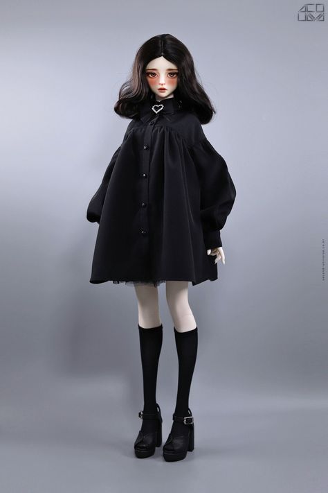 Goth Doll Outfit, Porcelain Doll Outfit, Doll Inspired Outfits, Doll Outfits Aesthetic, Doll Aesthetic Outfits, Black Doll Dress, Bjd Outfits, Doll Cosplay, Goth Doll