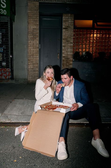 Direct flash couple eating pizza on a curb, New York engagement photos captured by NYC couples photographer Katherine Marchand. Beach Engagement Photos Pizza, Engagement Photos Eating Pizza, New York Engagement Party, Gas Station Engagement Pictures, Engagement Photos With Pizza, Selfie Engagement Pictures, Couple Pizza Photoshoot, Eating Engagement Photos, Nyc Engagement Party