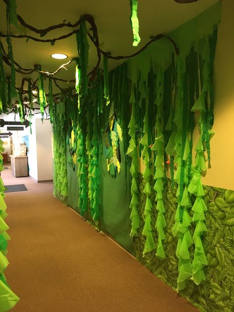 Shipwrecked VBS. Main hallway vines. Jungle Theme Hallway Decorations, Jungle Theme School Hallways, Rainforest Hallway Decorations, Jumanji Hallway Decorations, Jungle Journey Vbs 2024 Stage, Zoomerang Vbs, Rainforest Classroom, Jungle Vbs, Shipwrecked Vbs