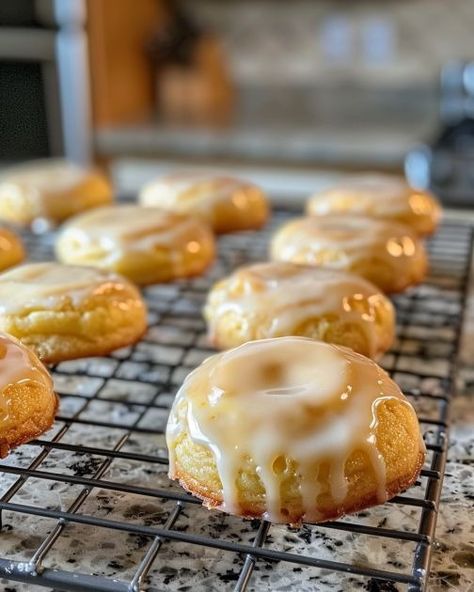 My Kentucky friend shared this recipe! Made it 4 times this month so far! Kentucky Butter Cake Cookies, Butter Cake Cookies, Kentucky Butter Cake, Grilled Cheese Recipes, Buttery Cookies, Delish Recipes, Classic Cookies, Butter Cake, Cookies Ingredients