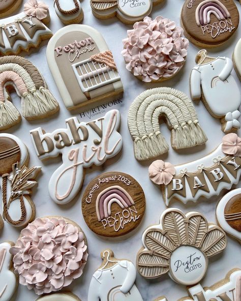 Jessica | 🌈Okay- I LOVE this set! I have been waiting for a boho rainbow baby shower order for years, literally years — and this theme did not… | Instagram Wood Grain Cookies, Gender Reveal Cookies, Cookie Decorating Party, Baby Shower Treats, Royal Icing Recipe, Nature Baby Shower, Cookie Pops