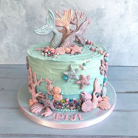 Mermaid Theme Cake Buttercream, Mirmade Cake, Buttercream Mermaid Cake, Pink Mermaid Cake, Mermaid Smash Cake, Mermaid Birthday Party Decorations, Mermaid Theme Birthday Party, Mermaid Birthday Cakes, Sea Cakes