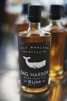 Sag Harbor Rum: How Does A New Craft Liquor Label Stand Out On An Overcrowded Shelf? Liquor Label, Craft Beer Labels, Rum Bottle, Alcohol Packaging, Bottle Label Design, Alcohol Bottles, Beer Packaging, Drinks Design, Sag Harbor