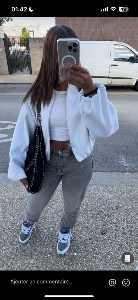 Outfit Avec Jean Bleu, Outfit Blazer Blanc, Babysitting Outfit Comfy, Materialistic Aesthetic, Outfit Jeans Bleu, Outfits Shein Fashion Styles, Outfit Jean Noir, New Yorker Outfit, Spain Outfits Summer