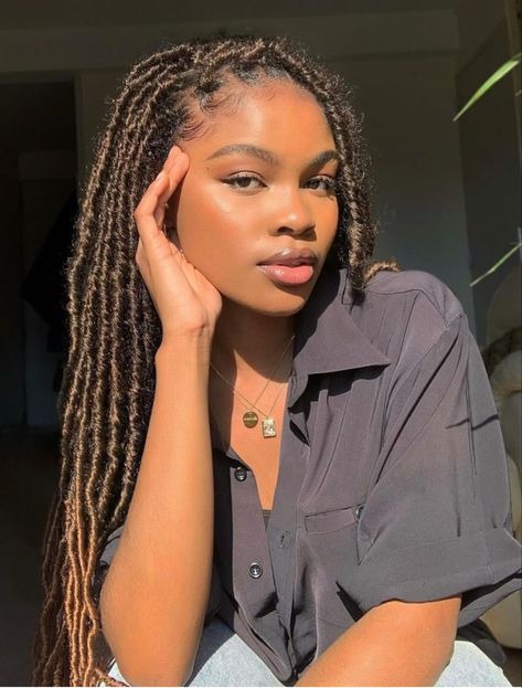 Faux Loc, Faux Locks, Soft Locs, Big Box Braids Hairstyles, Glamorous Outfits, Faux Locs Hairstyles, Cute Box Braids Hairstyles, Soften Hair, Chic Hairstyles