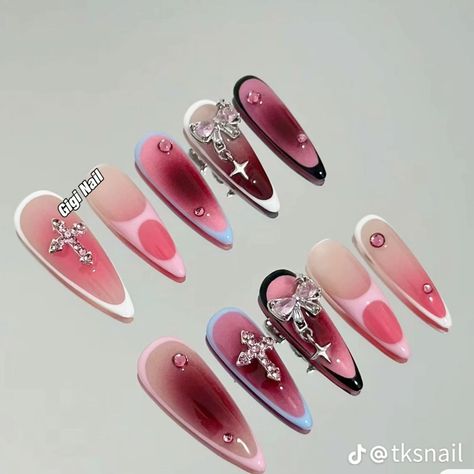 Fake Nails Designs, Asian Nails, Edgy Nails, Goth Nails, Girly Acrylic Nails, Classy Acrylic Nails, Pretty Gel Nails, Cute Gel Nails, Unique Acrylic Nails