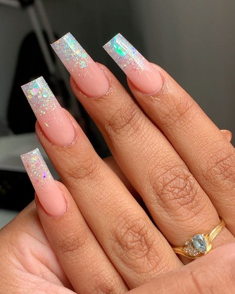 Nails insp Nude Ombre Nails With Glitter, Ombre Nails With Glitter, Modern French Manicure, French Tip Gel, French Manicure Ideas, Sophisticated Manicure, Checkered Nails, Cute Summer Nail Designs, Elegant Manicure