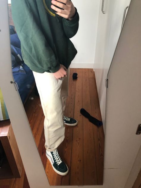 Green retro outfit, men’s vans outfit ideas Green Vans Outfit Men, High Cut Vans Outfit, Red Blue Yellow Green Vans Outfit, High Cut Vans, Vans Outfit Men Street Styles, Green Vans Outfit, Old School Vans Outfit, Vans Verdes, Green Shoes Outfit