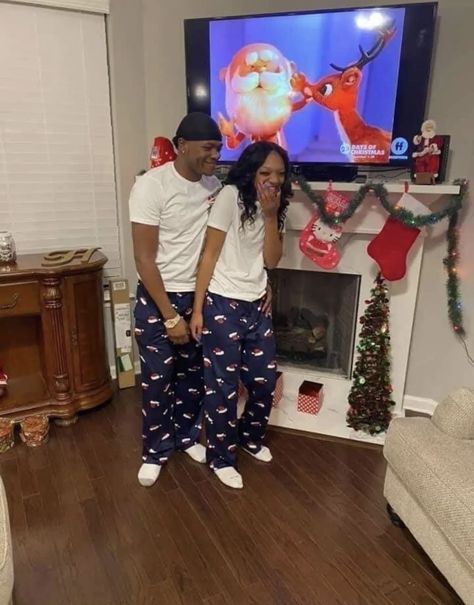 Matching Pjs Christmas Couples, Black Couple Matching Pajamas, Matching Pajamas For Couples Black, Matching Pjs For Couples Christmas, Matching Pjs For Couples, Matching Christmas Pajamas Couples, Christmas Couple Photos, Halloween Pjs, Ebony Love