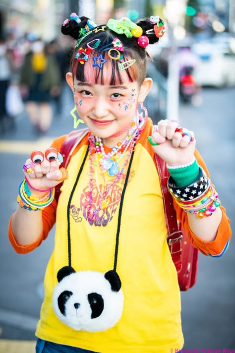 Decora Aesthetic, Kawaii Street Fashion, Decora Harajuku, Kei Fashion, Harajuku Fashion Street, Tokyo Street Style, Japanese Street Fashion, J Fashion, Artist Style