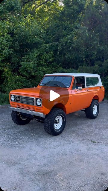 The Scoutman on Instagram: "1979 Scout ii with a LS and a 5 speed Manual doesn’t get much better than that!

This is a throw back build we did a few years ago but it’s still one of the shop favorites for obvious reasons! Come check it out this weekend at the Scout Nationals in Ohio. 

#scoutii #ihscout #internationalscout #truckrestoration #lsswap #savethemanuals" Scout Truck, International Scout Ii, Scout Ii, Ls Swap, International Scout, The Scout, Throw Back, This Weekend, Ohio