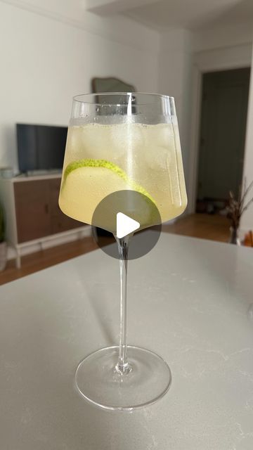 Monica | Registered Dietitian on Instagram: "Pear Vanilla “Gin Fizz” (lazy girl version) 🍐🍾✨ I found this recipe inspo on Pinterest and turned it into the easiest foolproof fall cocktail (you’re welcome to make the complicated version but that just isn’t happening for me) 🌿✨ Let me know if you try it! 🫶🏻

How to: 

+ Add 1.5 oz. gin, 2.5 oz pear juice, and 1/4 tsp vanilla paste into your shaker. Fill with ice and shake well. 
+ Pour gin mixture over ice and top with soda water. Add pear slices as a garnish. 

#holidaycocktail #fallcocktailideas #pearginfizz #ginfizz #pearcocktail" Pear Gin Fizz Cocktail, Vanilla Pear Gin Fizz, Pear Vanilla Gin Fizz, Fun Beverages, Pear Cocktails, Fall Instagram, Special Drinks, Fall Cocktail, Instagram Recipes