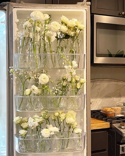 Have you ever seen a prettier fridge ? 😍 Have You Ever, Planting Flowers, Plants, Flowers, Quick Saves