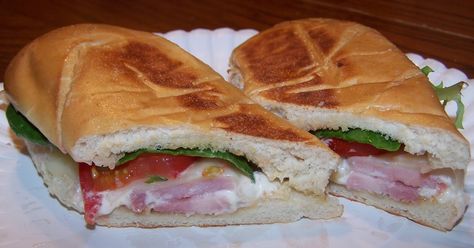 Sandwich Recipes Dinner, Dating Myself, Sandwich Sauces, Slim Jim, Slim Jims, Ham Sandwiches, Copykat Recipes, Copycat Restaurant Recipes, Healthy Sandwiches