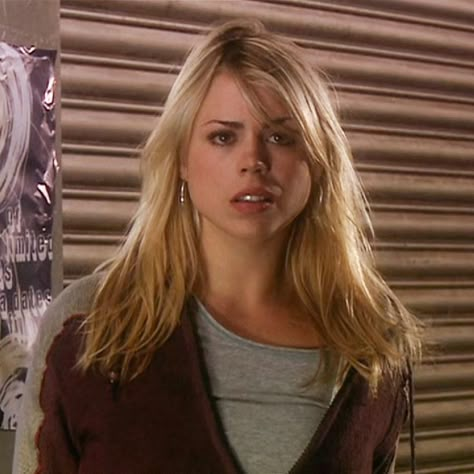 Rose Tyler Outfit, Doctor Who Rose Tyler, Rose Taylor, Doctor Who Rose, Rose And The Doctor, Billie Piper, 10th Doctor, Rose Tyler, Michael Sheen