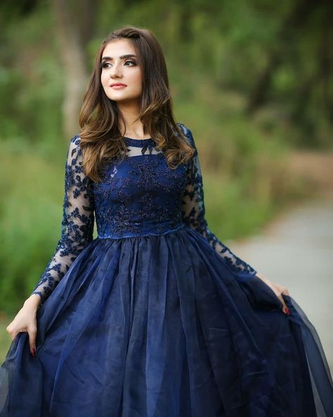 Frocks Neck Designs, Net Frock Designs For Women, Gown Neck Design, Neck Designs For Women, Net Frocks, Frock Designs For Women, Net Frock, Simple Frock, Farewell Dresses