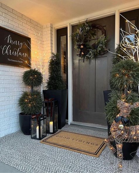 Merry Christmas Front Porch Sign, Christmas With Black Decor, Christmas Entryway Decor Front Entry, Blessed Ranch, Holiday Front Porch Decor, Christmas Porches, Winter Porch Decor, Christmas Entry, Christmas Entryway