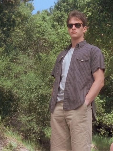 Josh Charles in the movie Threesome 1994 Knox Overstreet, Josh Charles, Robert Sean Leonard, Sean Leonard, Oh Captain My Captain, Captain My Captain, Dead Poets Society, Lights Camera Action, Cult Movies