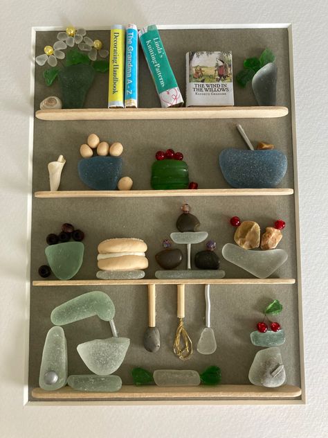 Sea Glass Art Diy, Sea Glass Art Projects, Window Crafts, Diy Crafts For Girls, Pebble Art Family, Art Shelves, Beach Glass Art, Glass Art Projects, Crafts Workshop