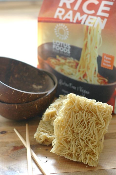 10 Minute Gluten Free Ramen Noodle Bowls - Raising Generation Nourished Ramen Noodle Bowls, Gluten Free Ramen Noodles, Gluten Free Ramen, Ramen Dishes, Ramen Noodle Bowl, Ramen Noodle Recipes, Homemade Noodles, Slow Cooker Dinner, Ramen Noodle