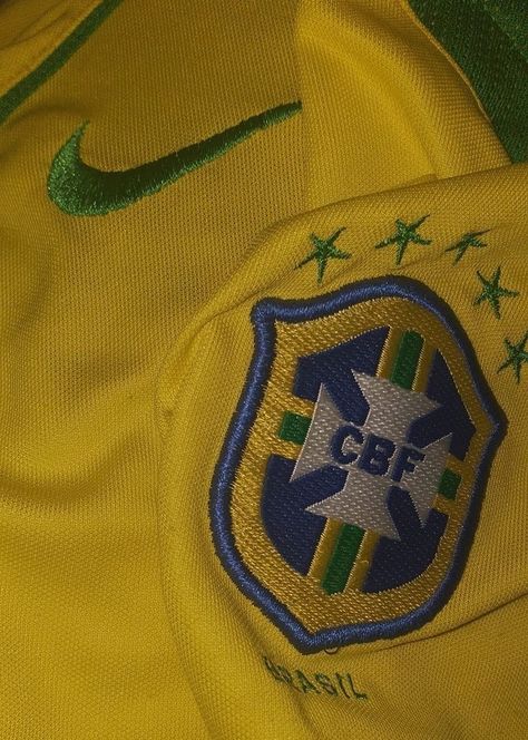 Brazil Flag Aesthetic, Brazil Wallpaper, Football Brazil, Brazil Aesthetic, Brasil Aesthetic, Brazil Flag, Brazil Travel, Bio Quotes, Football Pictures