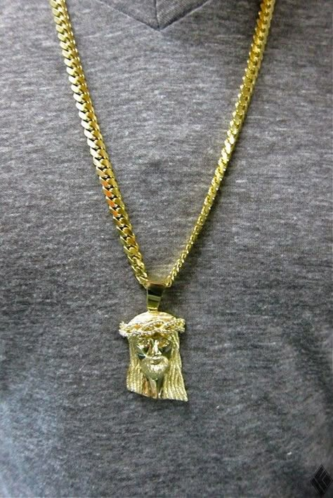 Jesus piece Big Gold Chains, Jesus Piece, Luxury Gifts For Men, Bijoux Art Nouveau, Ladies Jewellery, Gold Everything, Expensive Jewelry Luxury, Chain For Men, Gold Chains For Men