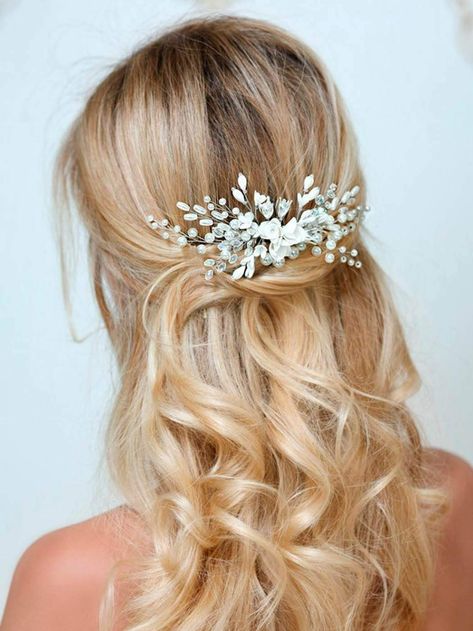 Pearl Hair Comb Wedding, Bride Hair Piece, Hair Comb Clips, Pearl Hair Combs, Bridal Hair Headpiece, Simple Wedding Hairstyles, Best Wedding Hairstyles, Bride Hair, Bridal Comb