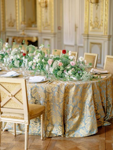 23 Wedding Tablecloth Ideas to Elevate Your Reception Wedding Tablecloth Ideas, Tablecloth Ideas, Wedding Centerpiece Ideas, Paris Hotel, Centerpiece Ideas, Shangri La, Wedding Centerpiece, The Eiffel Tower, Intimate Wedding