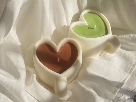 Heart Shaped Coffee Cup Candle, Candle In A Mug, Candle Mug, Shaped Candles Aesthetic, Matcha Candle, Heart Shaped Candle, Candle Board, Mug Candle, Candle Plant