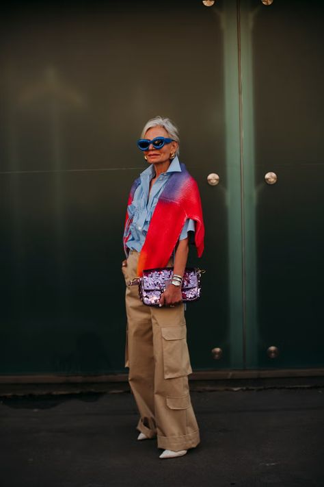 grece ghanem older street style women Grece Ghanem, Kelly Rutherford, Milan Fashion Week Street Style, Milan Street Style, Copenhagen Fashion Week, Cool Street Fashion, Fashion Week Street Style, Look At You, Street Style Outfit