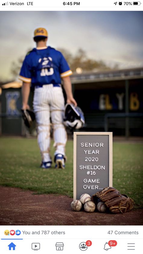 Baseball Senior Pictures, Softball Photography, Senior Year Pictures, Softball Senior Pictures, Senior Softball, Senior Photos Boys, Senior Graduation Party, Baseball Photography, Senior Day