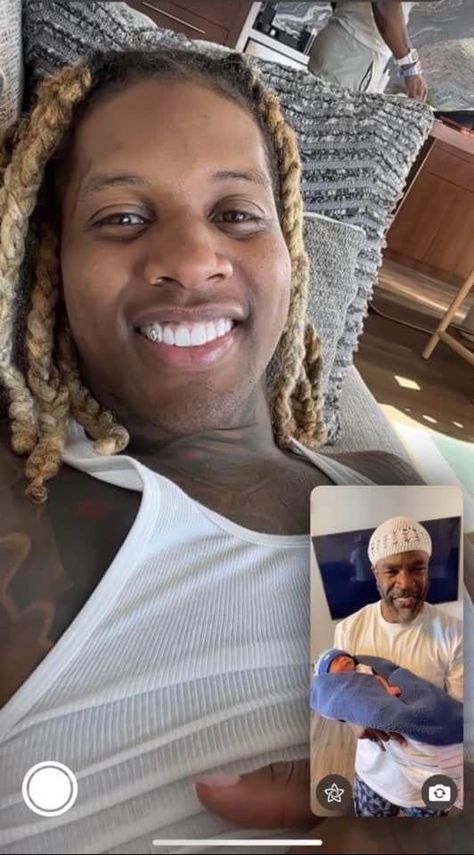 Durkio Rapper, Lil Durk Videos, Cute Lockscreens Iphone, King Von Rapper Aesthetic, Future Rapper, King Pic, Grey One Piece, Chris Brown Videos, Black Baby Boys