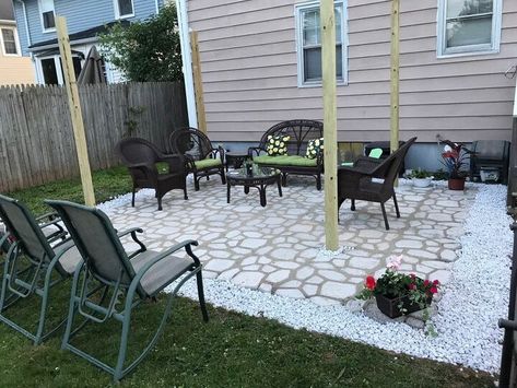 This is a concrete patio made with individual diy pavers using the walkmaker concrete molds. Hey all,If you want a patio on a budget, do this.We spent a less than $250 on this 18x14 space.We invited two of our neighbors over for dinner and surprised them with shovels to help us dig 😂.. jk. Kinda! After all the digging, we killed the weeds and grass.. I did some research on the Walkmaker molds and read that they required little preparation. If I learned something from this project… Diy Patio Extension, Diy Pavers, Patio Extension, Patio Upgrade, Pavers Diy, Octagon Table, Garden Shelves, Flagstone Patio, Patio Planters