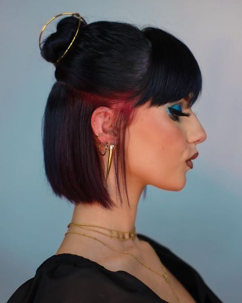 STELLA CINI on Instagram: “Profiles and piercings ✨” Stella Cini, Black Hair Ombre, Peinados Hair Styles, Split Dyed Hair, Gothic Hairstyles, Diy Hair Color, Creative Hair Color, Split Hair, Hair Affair