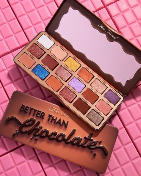 Too Faced Cosmetics on Instagram: "BETTER THAN CHOCOLATE 😍🍫❤️ Our updated and modernized chocolate palette includes 18 exclusive multi-finish shades and smells just like molten chocolate cake! ✨ Shop now from @meccabeauty #toofaced #tfcrueltyfree #tfchocolate" Better Than Chocolate Palette, Too Faced Better Than Chocolate, Too Faced Natural Matte, Chocolate Eyeshadow Palette, Too Faced Christmas, Too Faced Palette, Chocolate Eyeshadow, Chocolate Palette, Too Faced Eyeshadow