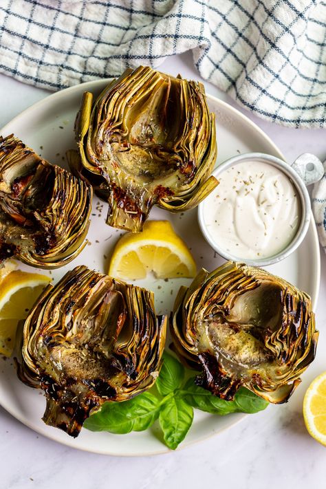 Grilled Artichoke Salad, Artichoke Recipes Grilled, Grilled Artichoke Recipes, Italian Picnic, Christmas Cocktails Easy, How To Cook Artichoke, Grilled Artichoke, Healthy Food Recipe, Baked Food