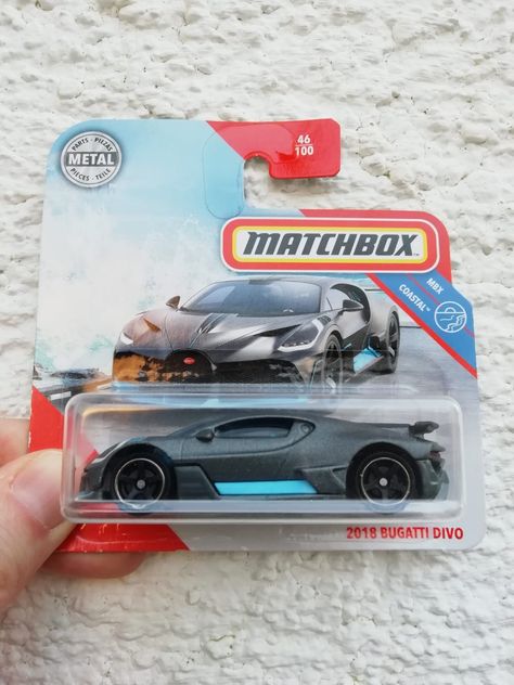 2018 Bugatti Divo #diecast #matchbox Hot Wheels Cars Display, Kombi Pick Up, Police Toys, Hot Wheels Room, Bugatti Divo, Hot Wheels Cars Toys, Hot Wheels Garage, Aesthetic Cool, Hot Weels