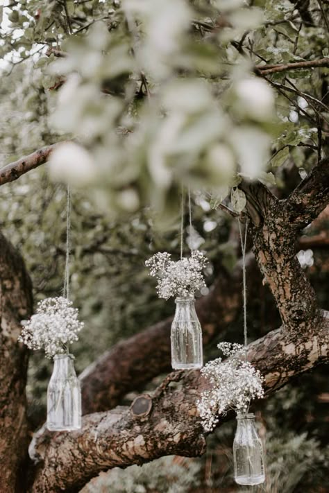 Wedding Tree Decorations, Bottle Flowers, Flowers Hanging, Bohemian Garden, Summer Garden Wedding, Grace Elizabeth, Wedding Bottles, Garden Decor Ideas, Boho Garden