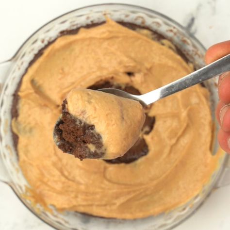 50 Calorie Peanut Butter Protein Frosting Pb2 Frosting, Gym Foods, Protein Frosting, Healthy Protein Desserts, Devotion Nutrition, Healthy Frosting, Macro Tracking, Healthy Snack Choices, Peanut Butter Dip