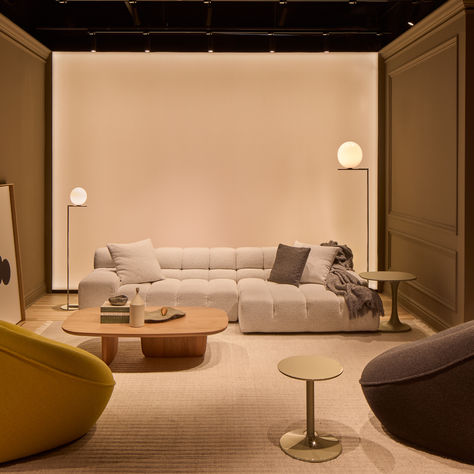 B&B Italia introduces the latest addition to the B&B Italia family – the brand-new flagship store in the heart of Washington D.C. Bb Italia, Branded Content, Flagship Store, B & B, In The Heart, Washington Dc, Showroom, Home Accessories, Washington