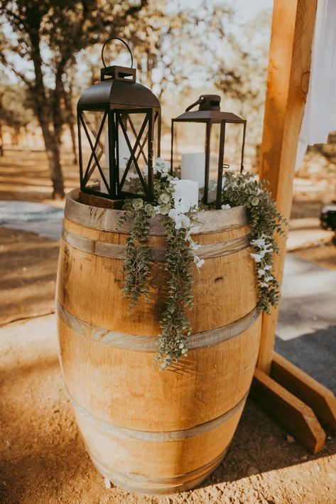 Barrels Wedding Decorations, Wine Barrel Wedding Ideas, Wine Barrel Decor Wedding, Wine Barrel Decor Ideas, Whiskey Barrel Porch Decor, Wine Barrels Wedding, Rustic Wine Barrel Wedding Decor, Barrel Fall Decor, Wooden Barrels Wedding