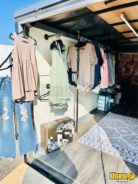 2022 - 7' x 14' Mobile Boutique Trailer | Pop-up Boutique for Sale in Indiana Boutique Trailer Mobile Shop, Shops For Clothes, Mobile Vendor, Trailer Boutique, Boutique Trailer, Trailer Shop, Industrial Racks, Trailer Conversion, Popup Shop