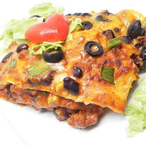 Gluten Free Mexican Lasagna Gluten Free Mexican, Easy Mexican Dishes, Mexican Lasagna Recipes, Dinner Pies, Mexican Chorizo, Mexican Quinoa, Mexican Lasagna, France Food, Cooking A Roast