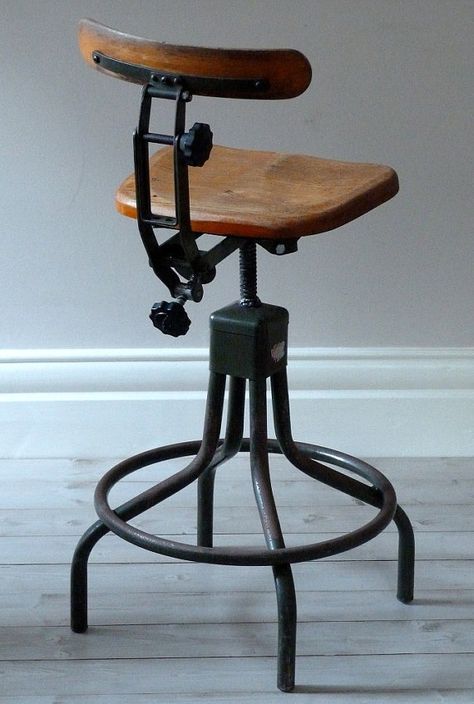 Vintage Evertaut chair...wow. Store Facade, Industrial Stairs, Farmhouse Nightstand, Industrial Stool, Industrial Chair, Industrial Style Decor, Industrial Bar Stools, Vintage Industrial Decor, Industrial Livingroom