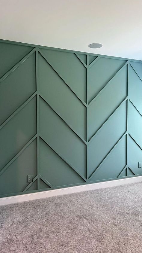 Herringbone Accent Wall Bedroom, Accent Wall Diy Paint, Boy Room Accent Wall, Kids Accent Wall, Accent Wall Diy, Herringbone Accent Wall, Green Boys Room, Herringbone Wall, Green Accent Walls